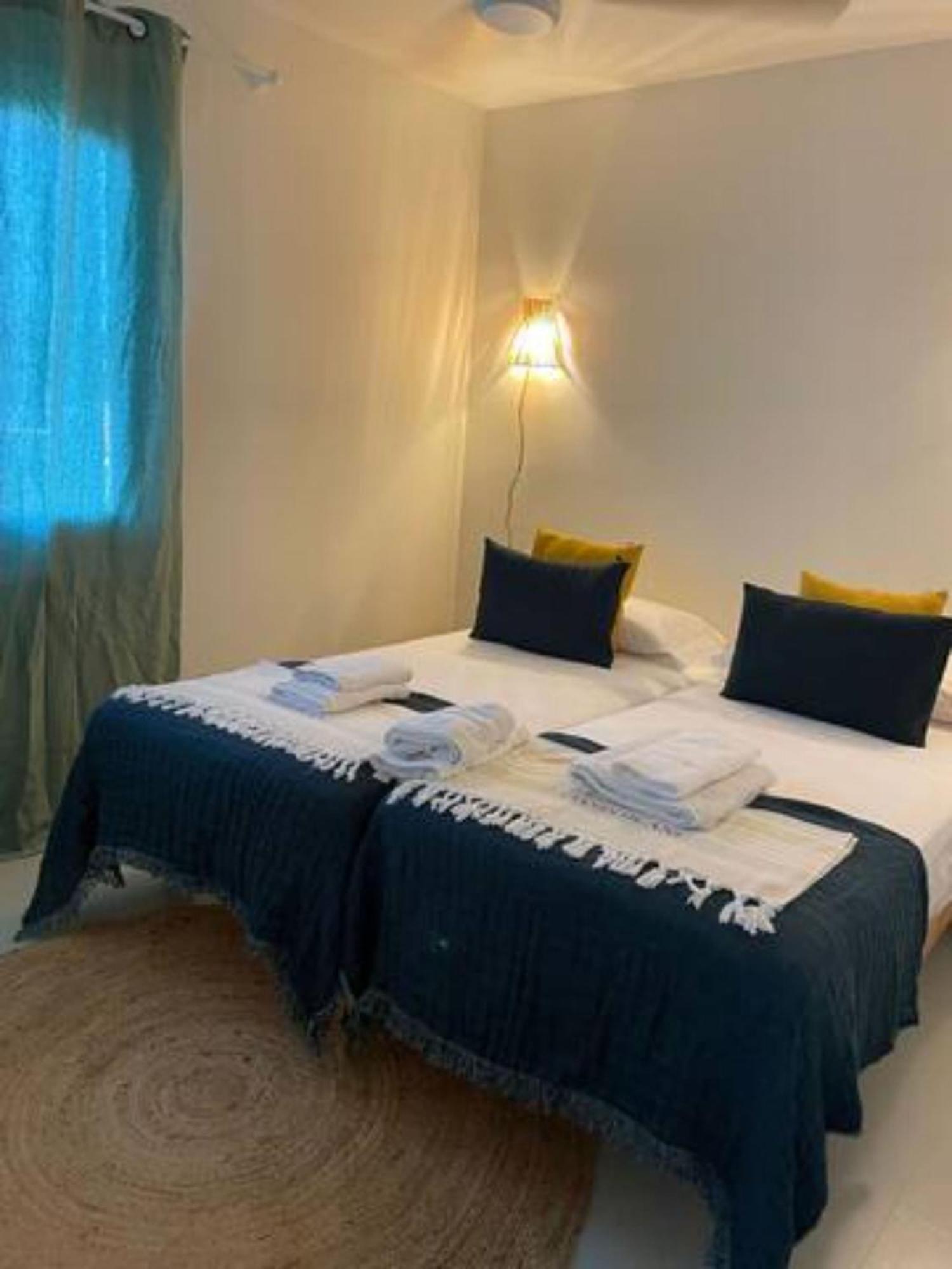 Arenal D'En Castell South Apartman Kültér fotó