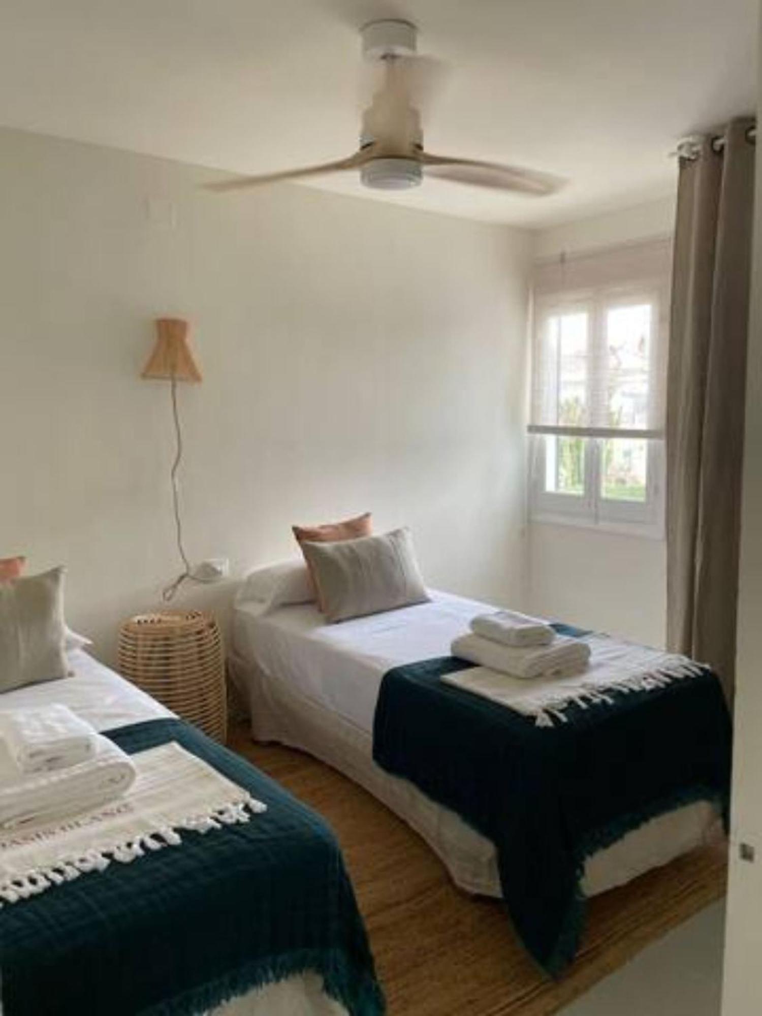 Arenal D'En Castell South Apartman Kültér fotó