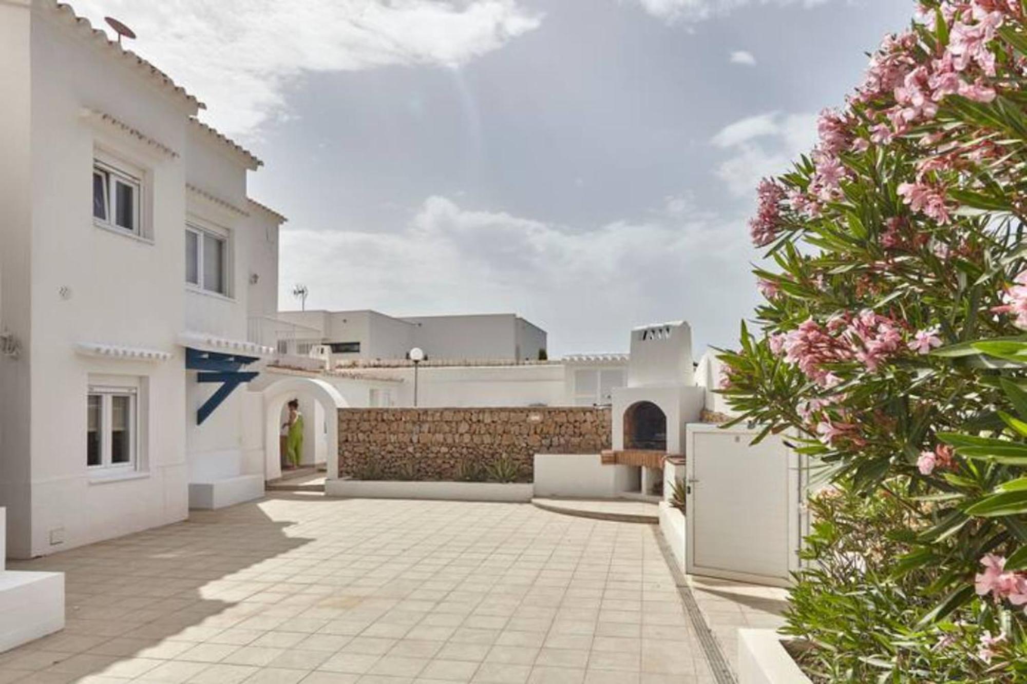 Arenal D'En Castell South Apartman Kültér fotó